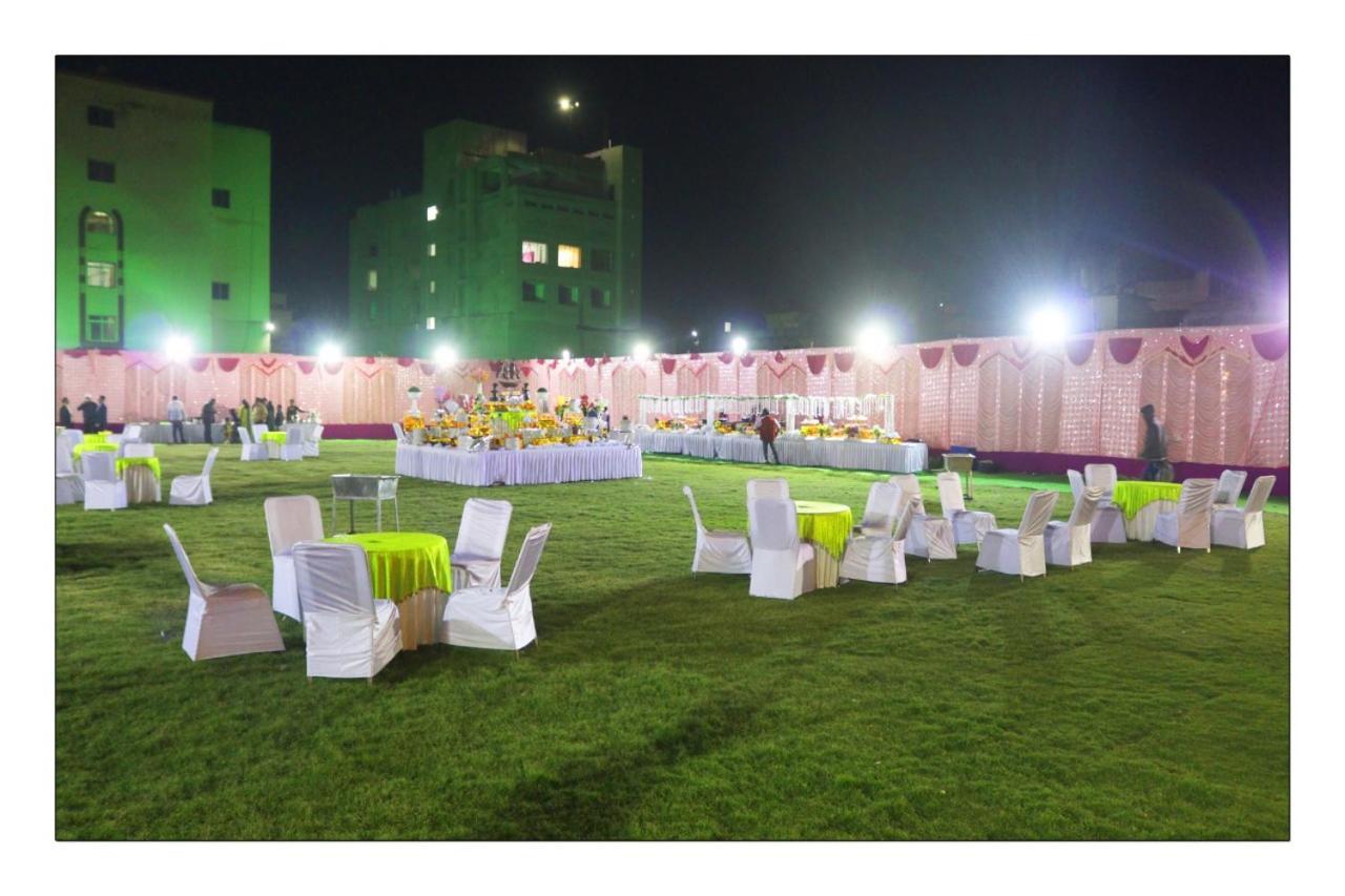 Hotel Grand Surya Kodarma Exterior foto